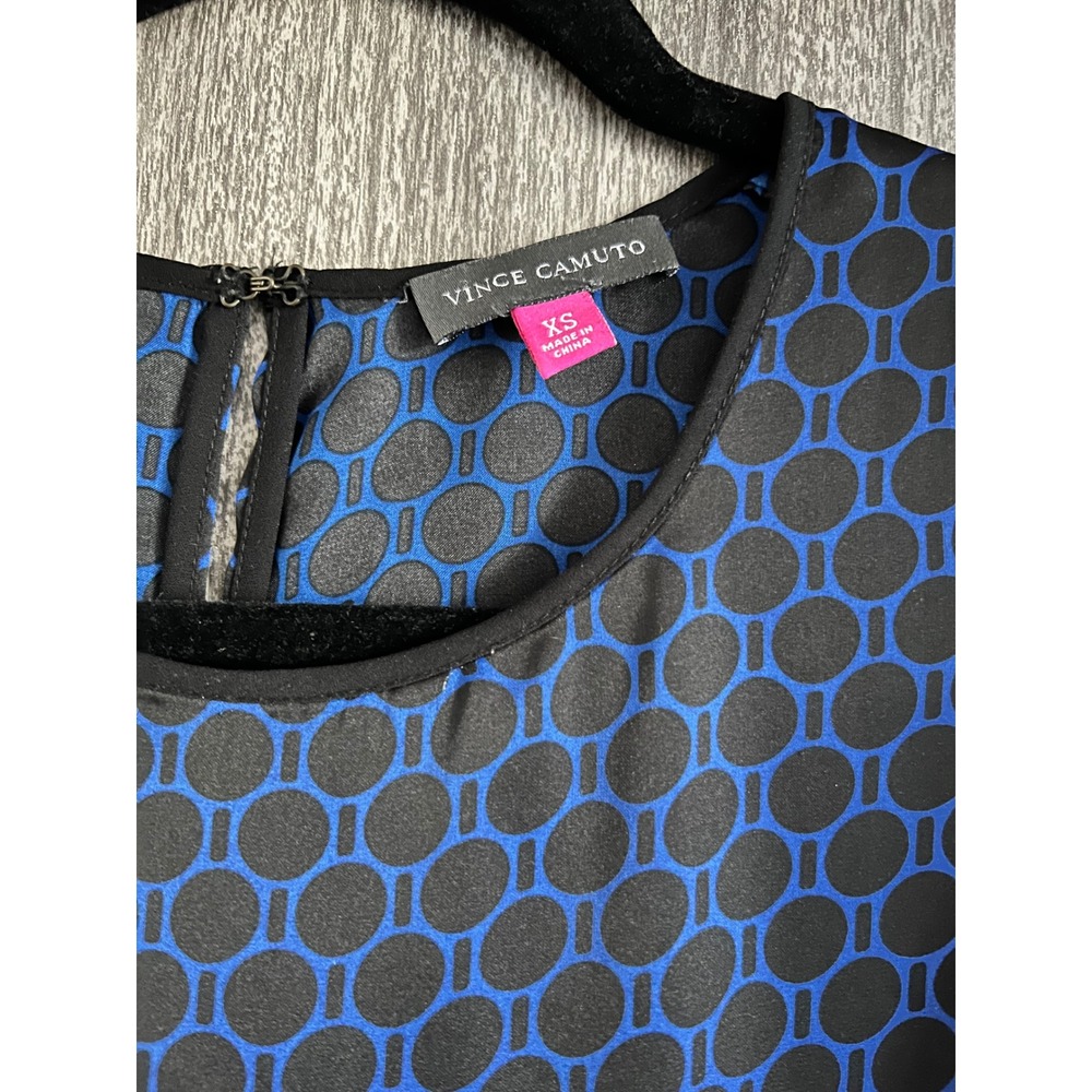 Vince Camuto XS Sleeveless Blue & Black Geometric Print Blouse Tank Top - Picture 2 of 5